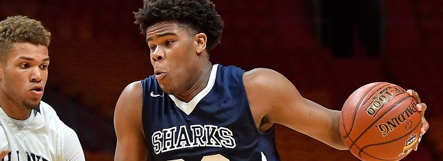 Top Senior makes College Choice!